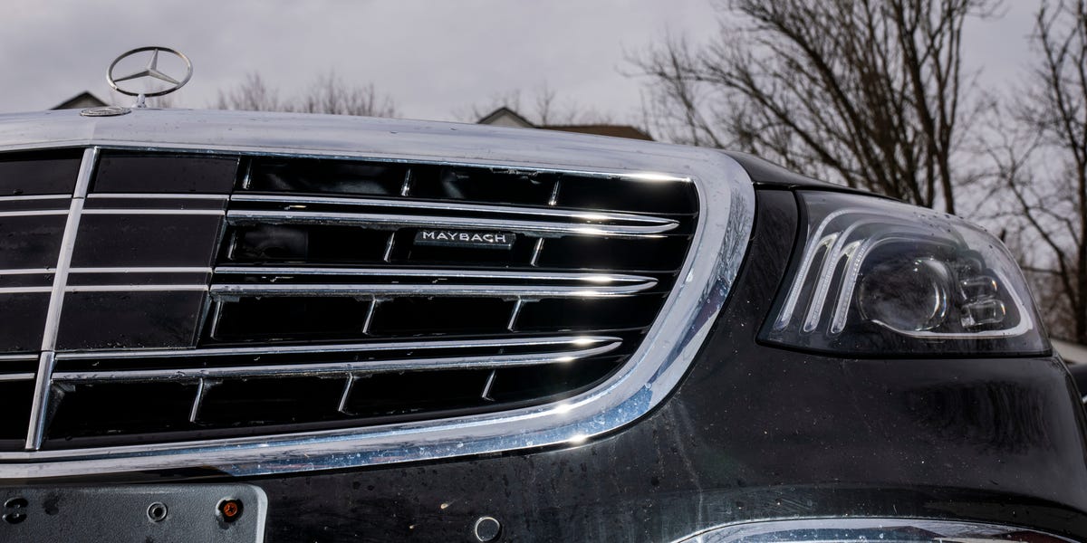 A fallen billionaire's bulletproof Mercedes sold at bankruptcy auction for $63,000. Here's how it went down.